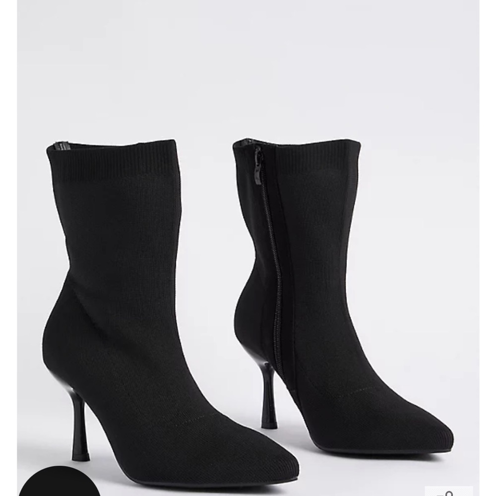 Torrid Stretch knit stiletto booties size 11 in black